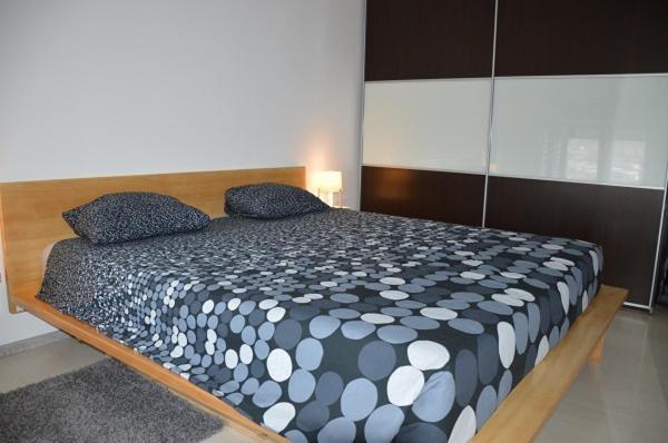 Tiro Apartment Pula Bagian luar foto