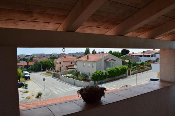 Tiro Apartment Pula Bagian luar foto